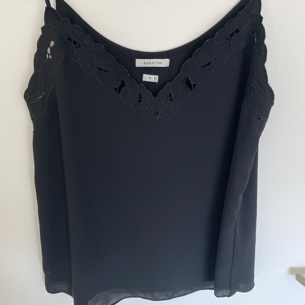 Aritzia’s Babaton floral cutout tanktop SZ Medium